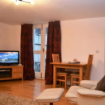 1 Windsor House Holiday home *