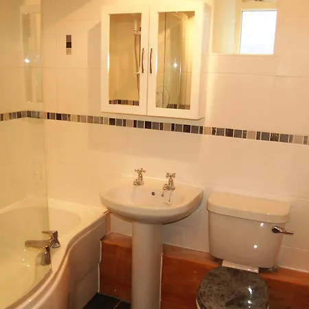 Dom wakacyjny 1 Windsor House *